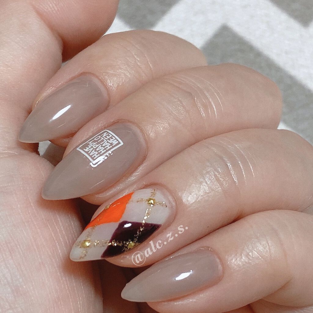 カラフルネイルズ/キャンメイク/マニキュアを使ったクチコミ(3枚目)