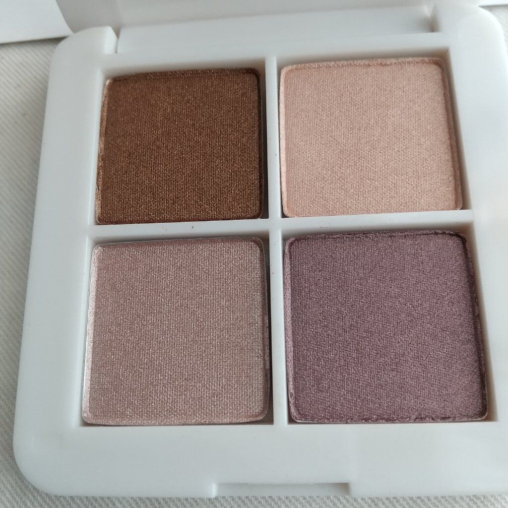 フォーエバー アイシャドウクワッド/rms beauty/アイシャドウパレットを使ったクチコミ（3枚目）