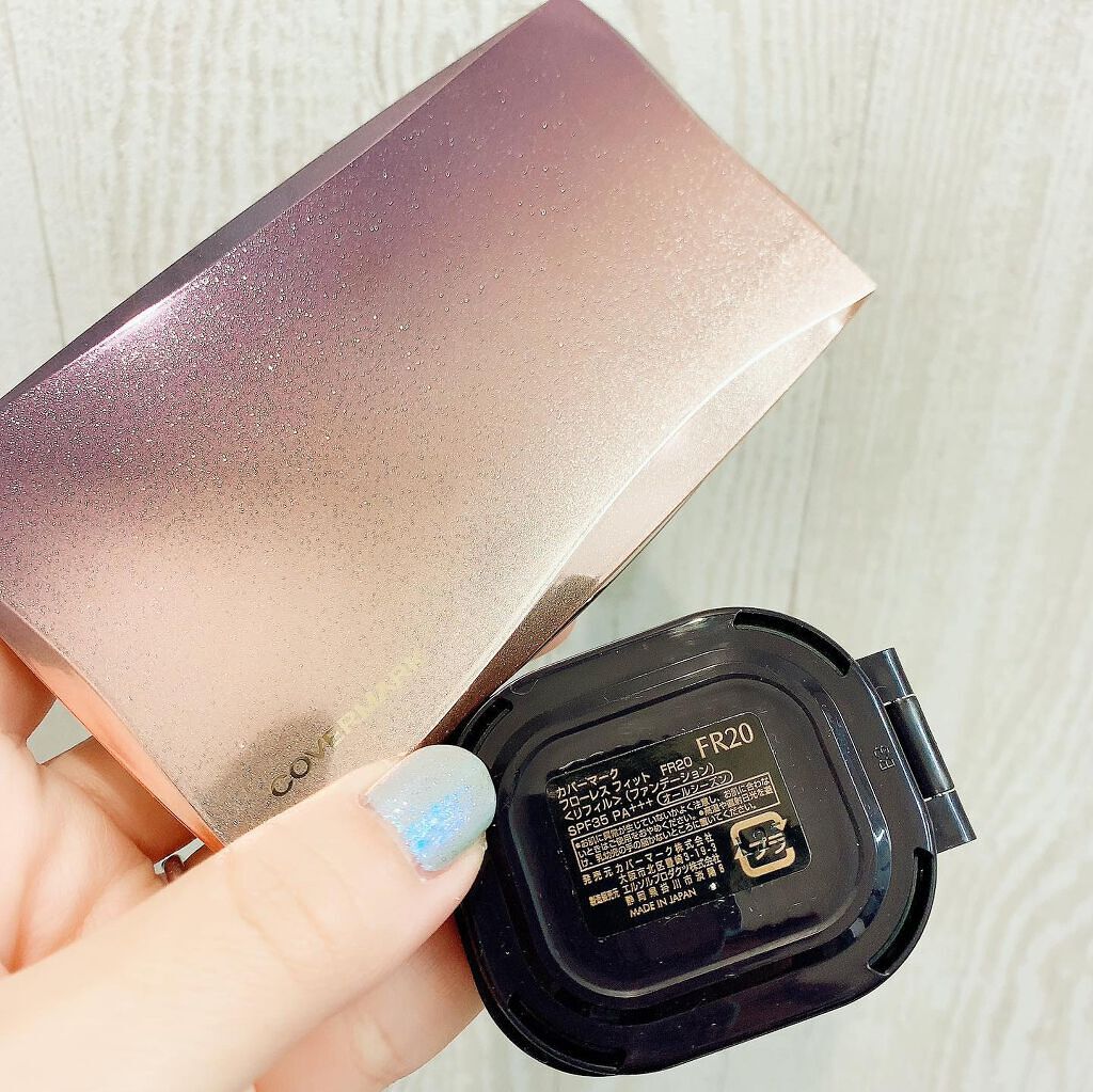 フローレス フィット/COVERMARK/クリーム・エマルジョンファンデーションを使ったクチコミ(3枚目)