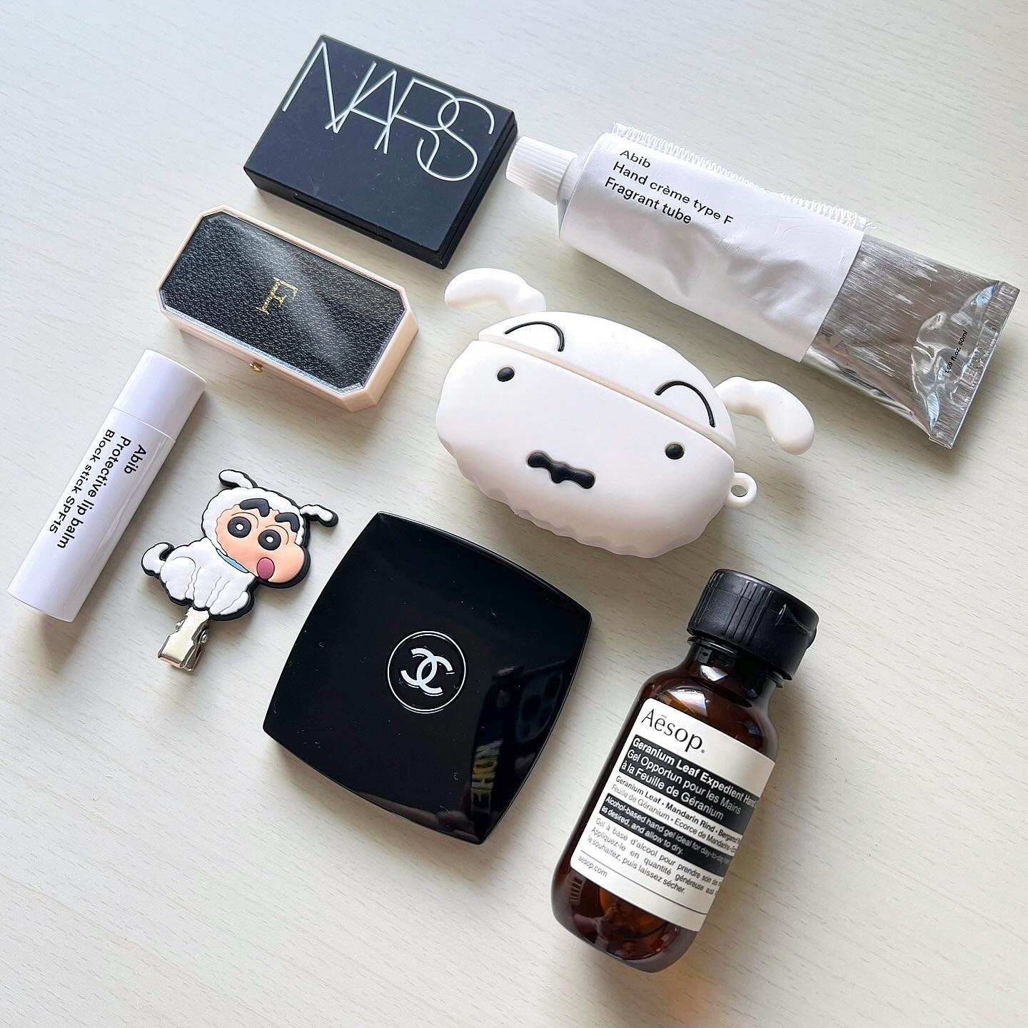 ボーム・デ・ミューズ/オフィシーヌ・ユニヴェルセル・ビュリー/リップバームを使ったクチコミ（2枚目）