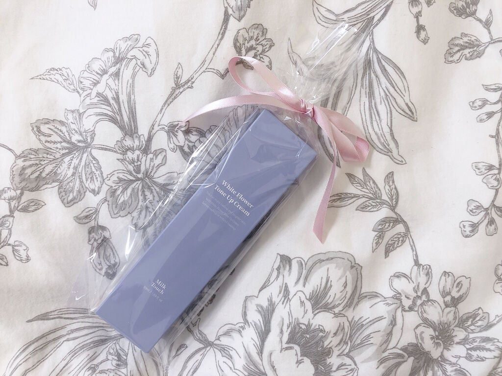 ホワイトフラワートーンアップクリーム/Milk Touch/化粧下地を使ったクチコミ(5枚目)