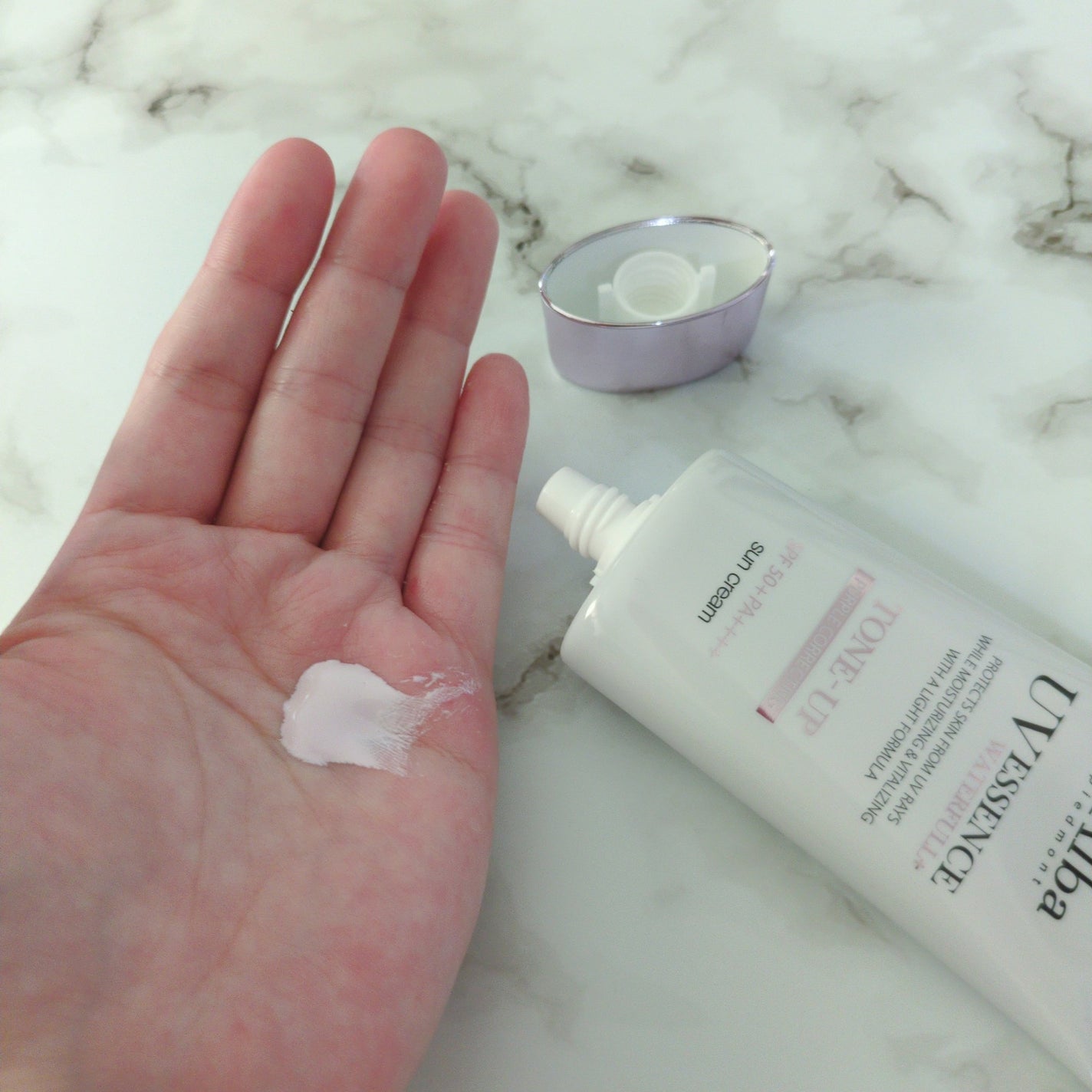 ダルバ ウォータフル トーンアップ サンクリーム(パープル)/ダルバ/日焼け止めクリームを使ったクチコミ(2枚目)