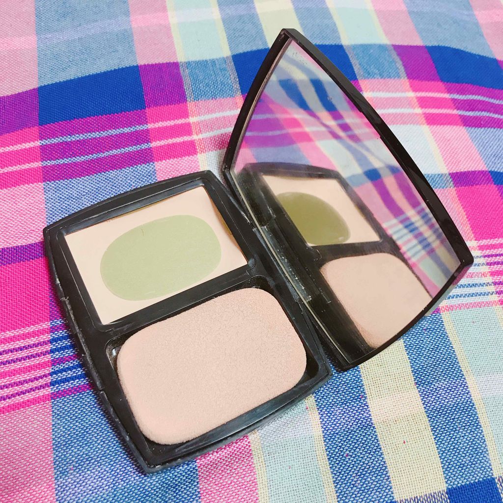 ル タン ウルトラ トゥニュ コンパクト/CHANEL/パウダーファンデーションを使ったクチコミ(2枚目)