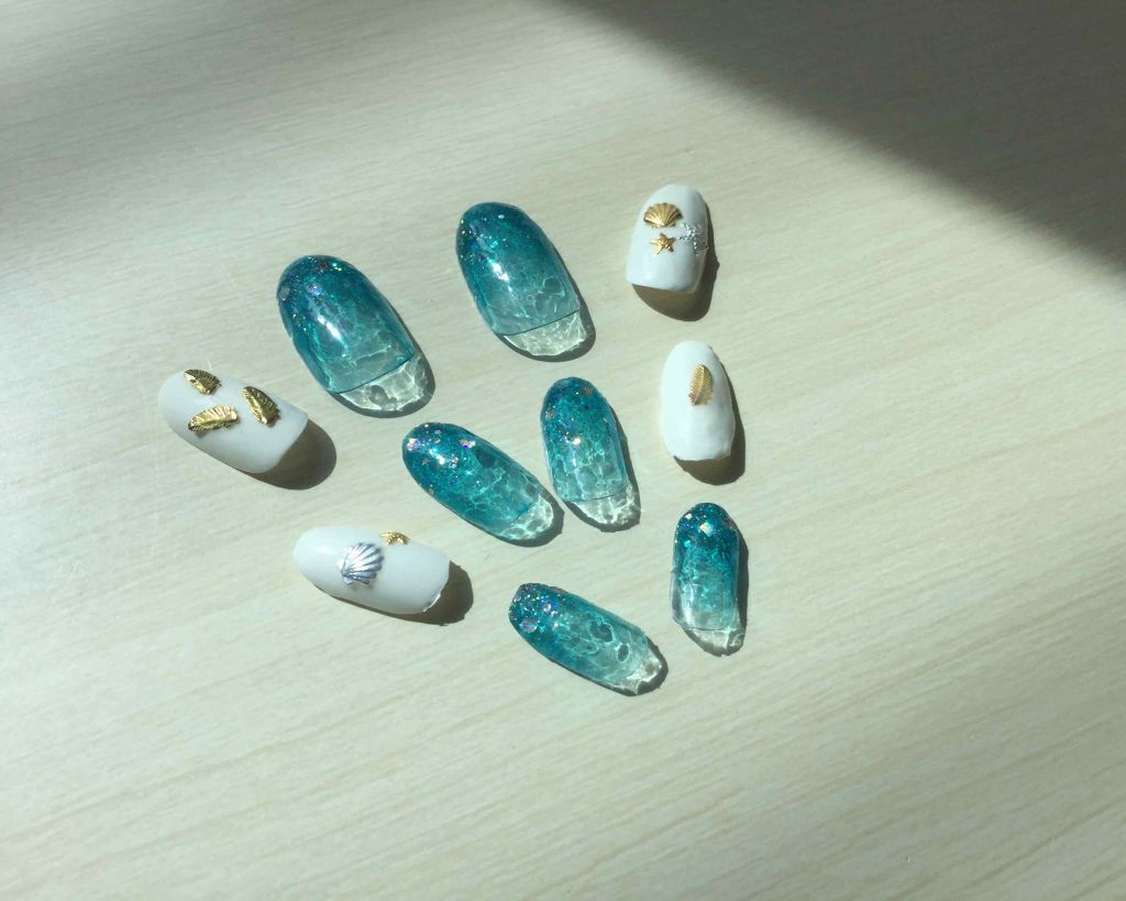 サンリオネイル/DAISO/マニキュアを使ったクチコミ（3枚目）