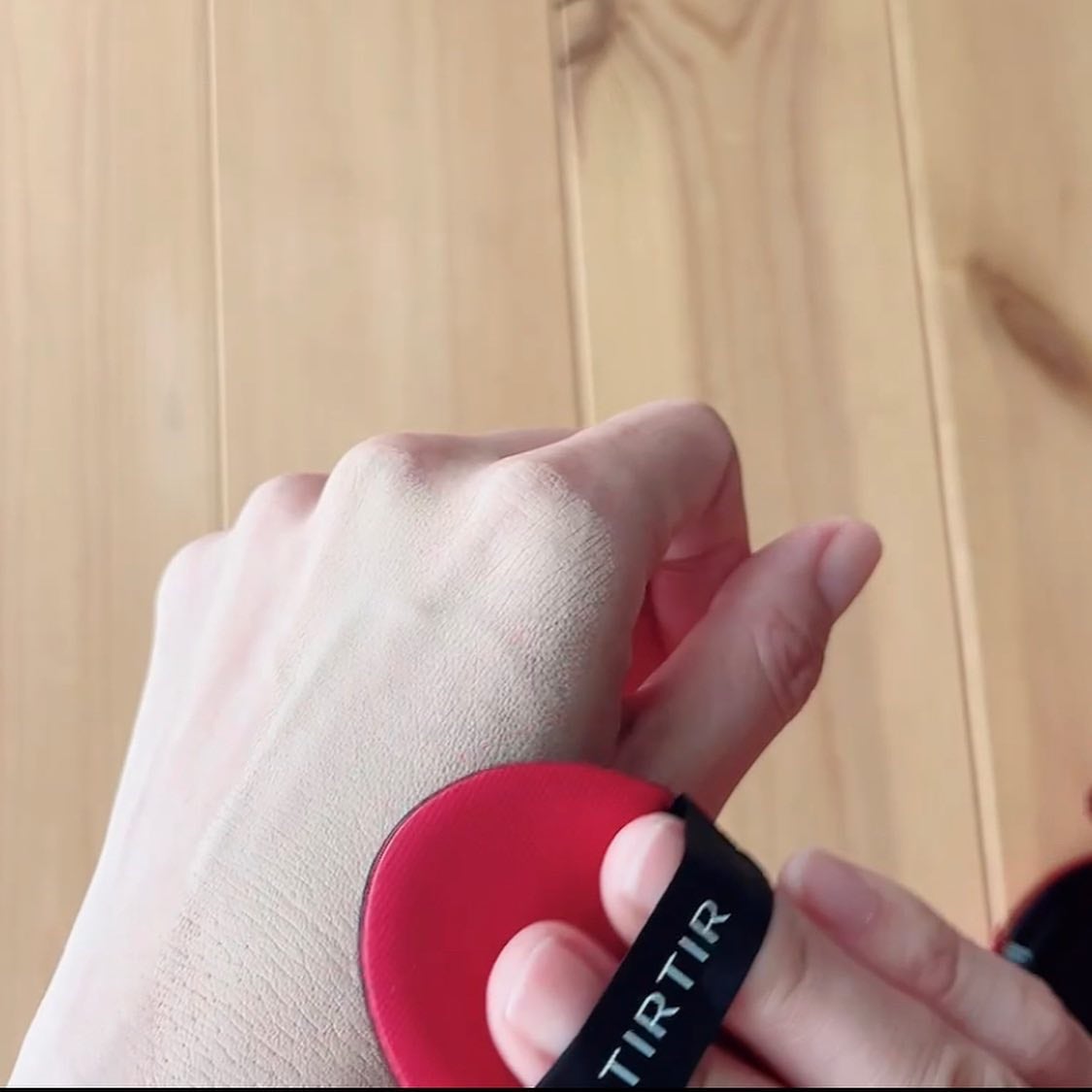 マスク フィット レッド クッション/TIRTIR(ティルティル)/クッションファンデーションを使ったクチコミ(5枚目)