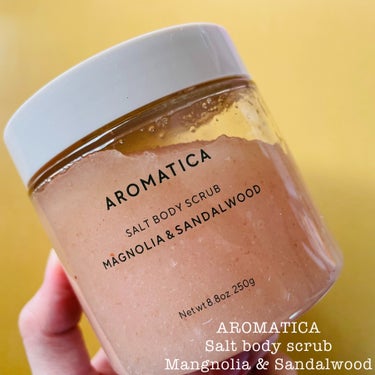 AROMATICA SALT BODY SCRUB 　MAGNOLIA&SANDALWOODのクチコミ「＼角質ケアと保湿が一度に叶う！／

【AROMATICA】
Salt Body Scrub M.....」（1枚目）