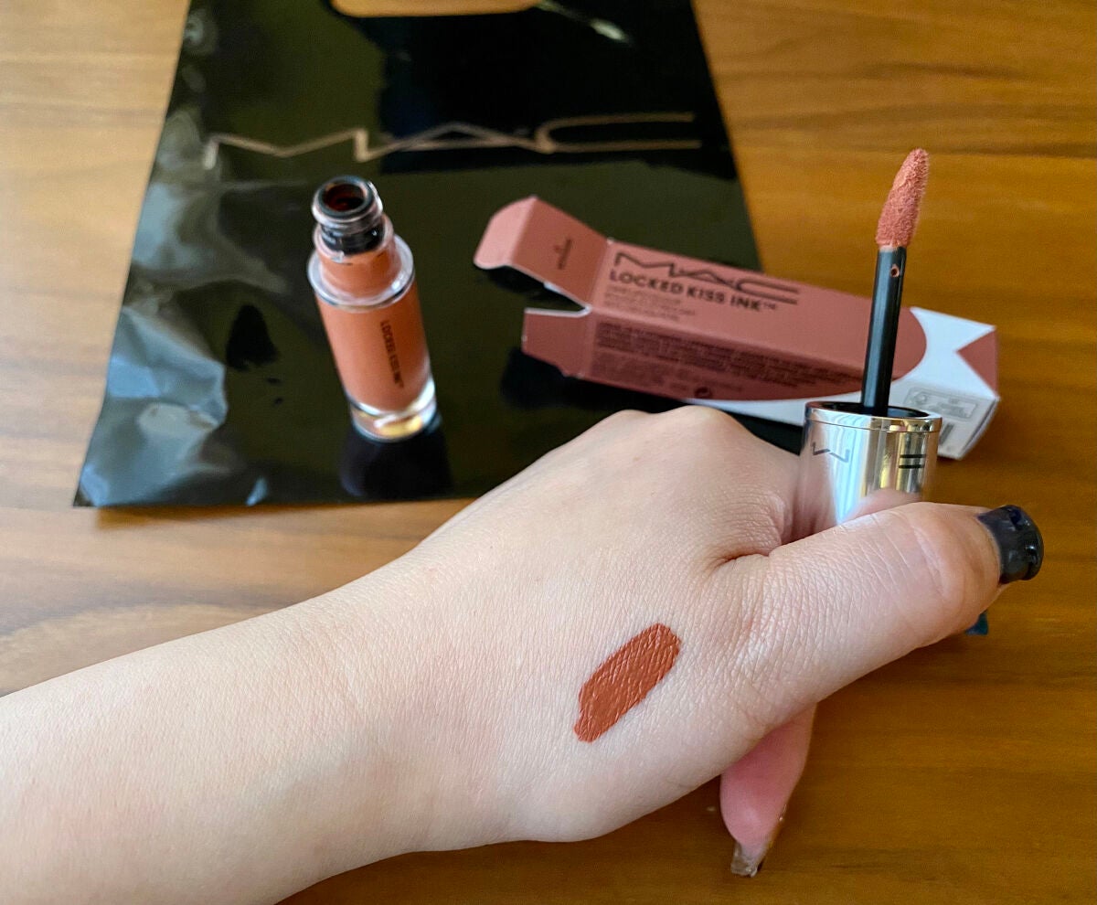 M·A·C ロックド キス インク リップカラー/M・A・C/口紅を使ったクチコミ(3枚目)