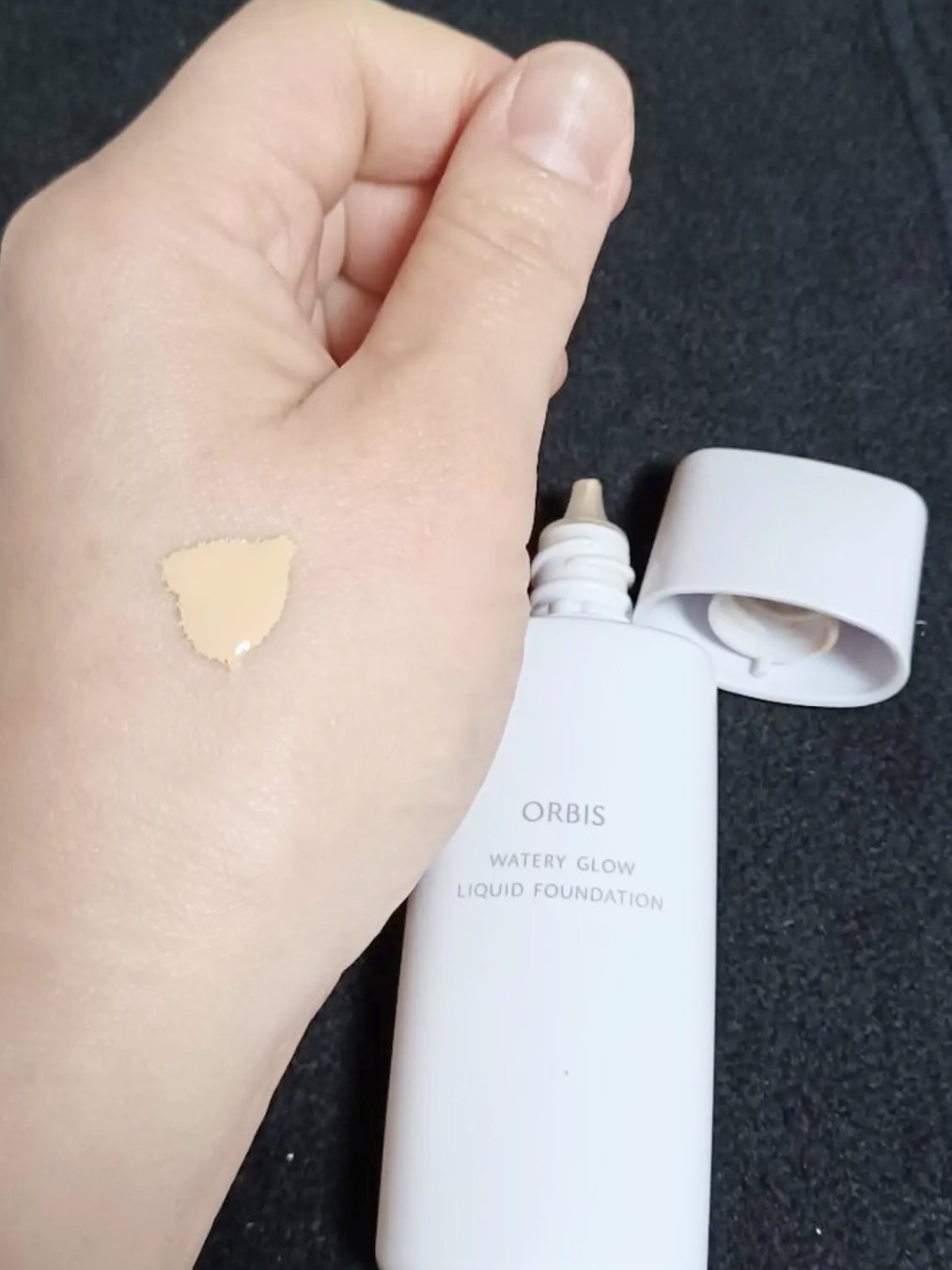 ウォータリーグロウリキッドファンデーション ナチュラル01/オルビス/リキッドファンデーションを使ったクチコミ（2枚目）