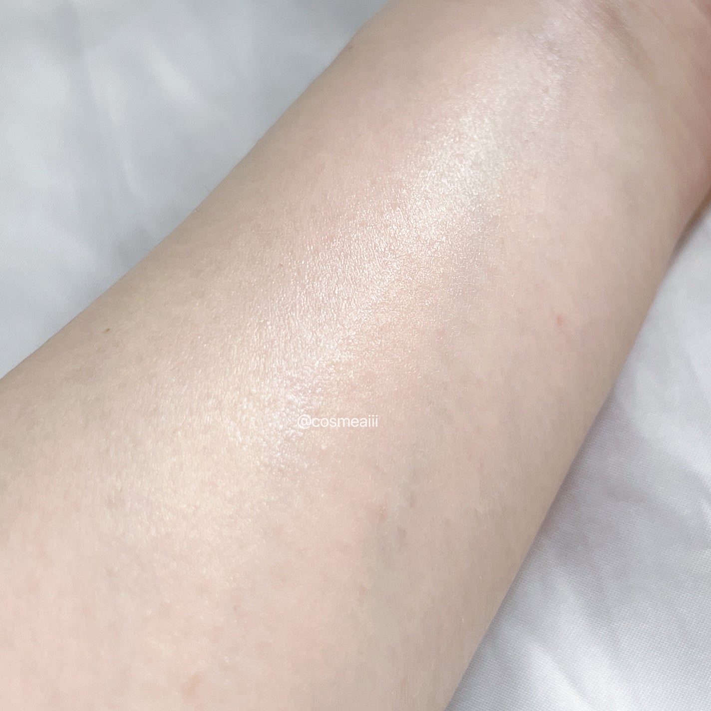 ヒアルーシカ ウォーターフィット サンセラム/SKIN1004/日焼け止めローションを使ったクチコミ(8枚目)