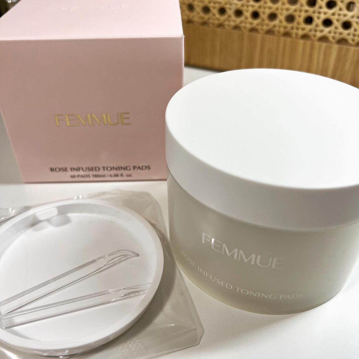 ローズインフューズド トーニングパッド/FEMMUE/拭き取り化粧水を使ったクチコミ（3枚目）