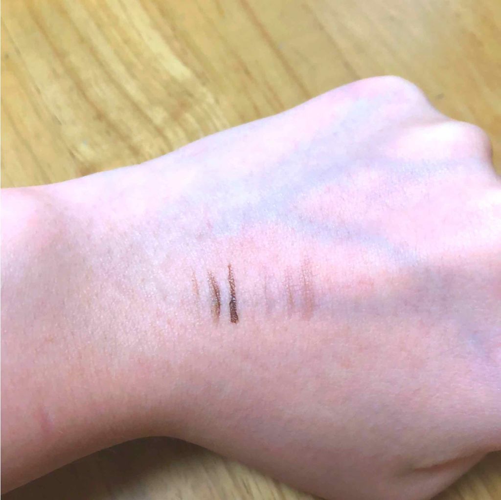 マルチクリックライナー/ドーリーウインク/リキッドアイライナーを使ったクチコミ（2枚目）