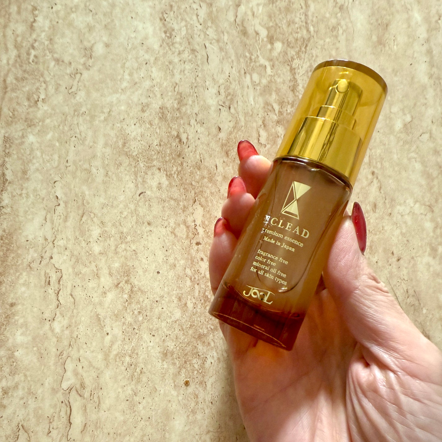 Shiho Arai on LIPS 「スペシャルな美容液・エクリードお試しさせていただきました。エク..」(2枚目)