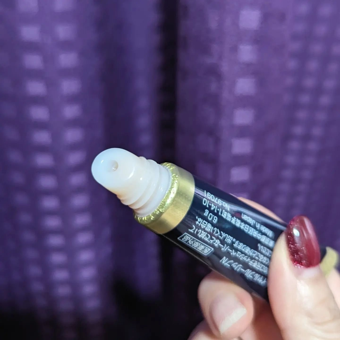 ニベア　ロイヤルブルーリップ　濃密美容ケア/ニベア/リップ美容液を使ったクチコミ（2枚目）