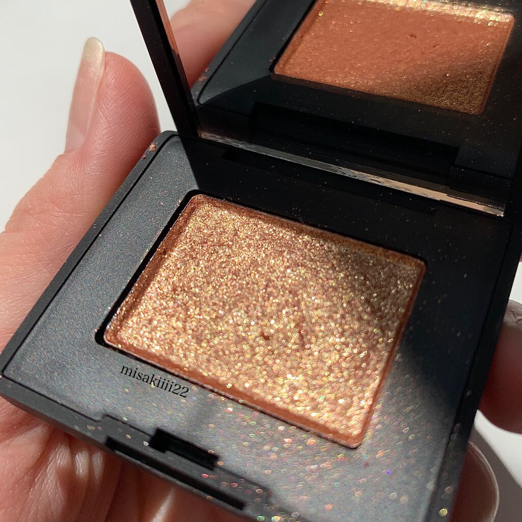 ハードワイヤードアイシャドー/NARS/単色アイシャドウを使ったクチコミ（2枚目）