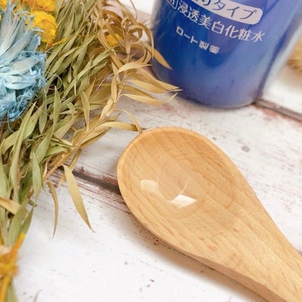 白潤プレミアム 薬用浸透美白化粧水(しっとりタイプ)/肌ラボ/化粧水を使ったクチコミ(3枚目)