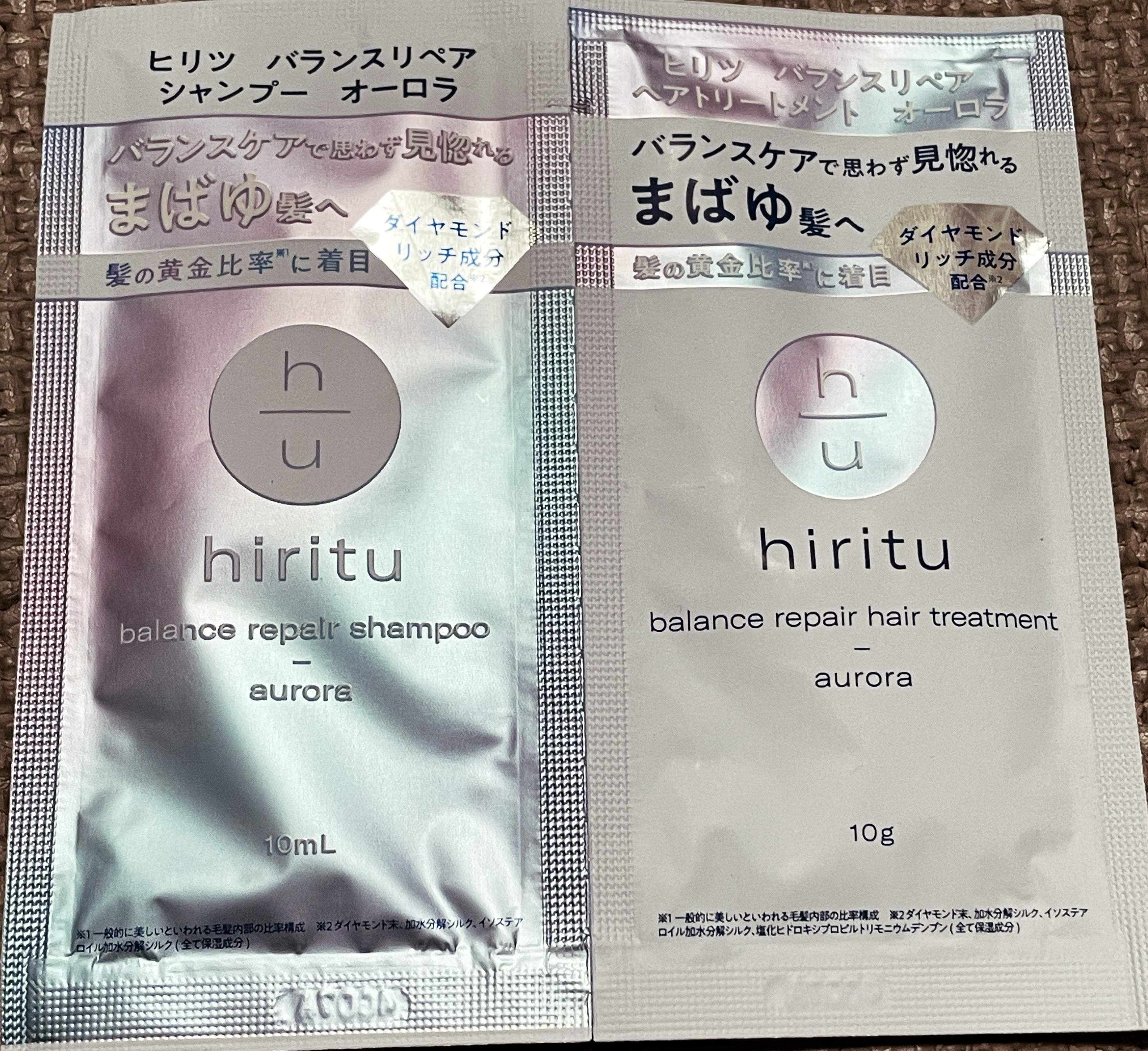 シャンプーお試し！

テスターが良いにおいで購入✨

シャンプーはノンシリコンできしむので洗い心地はいまいちでした🥺洗い流すときしみます。
トリートメントを塗布するととゅるんとします！
乾かさずに寝てしまいましたが、次の日も髪が柔らかくな