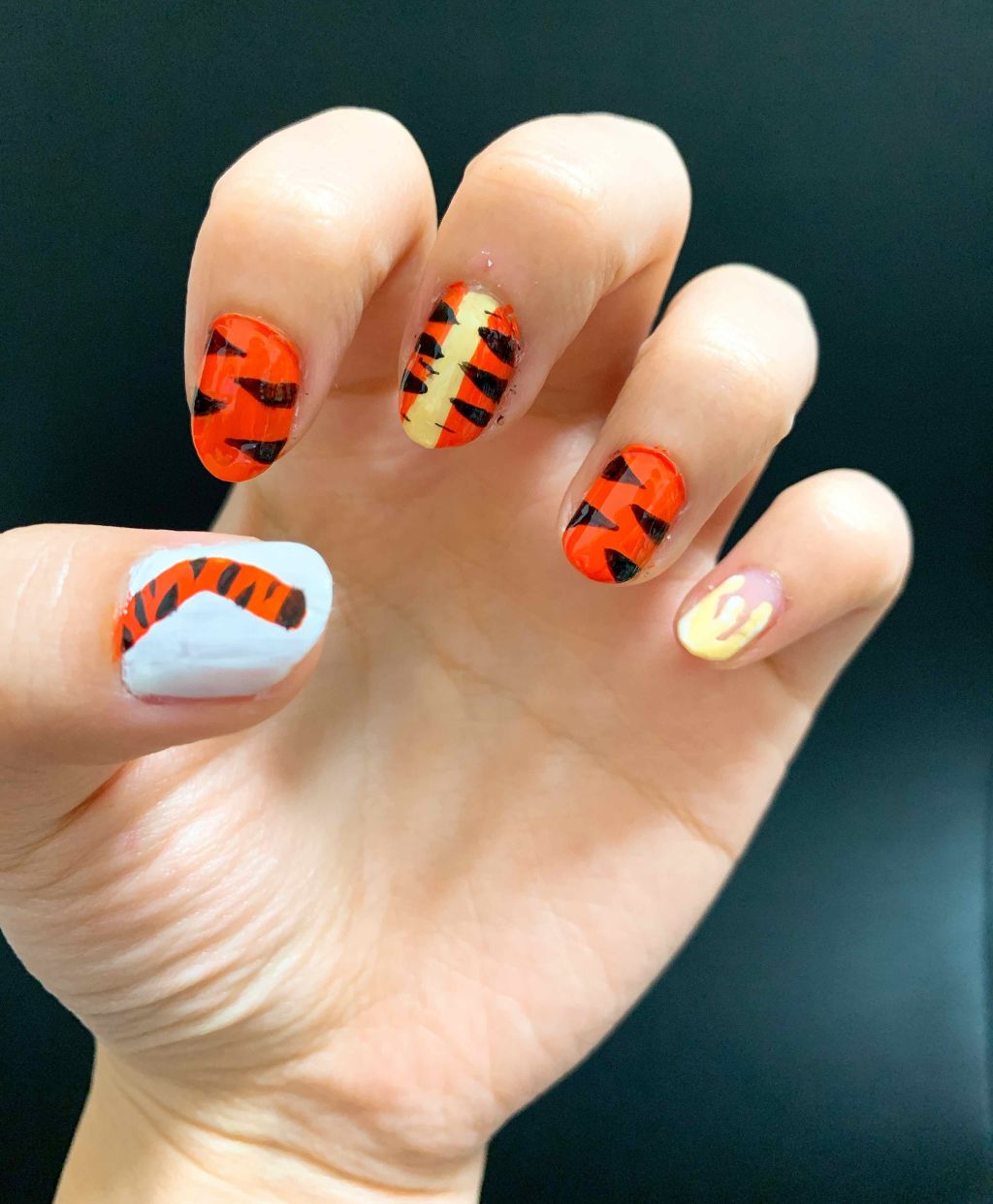 ネイルホリック Daisoのマニキュアを使った口コミ ディズニーに行く時ぜ By ぱるふぇ 混合肌 代前半 Lips