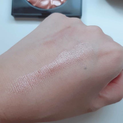 フェイスイルミネーター/ローラ メルシエ/パウダーハイライトを使ったクチコミ(5枚目)