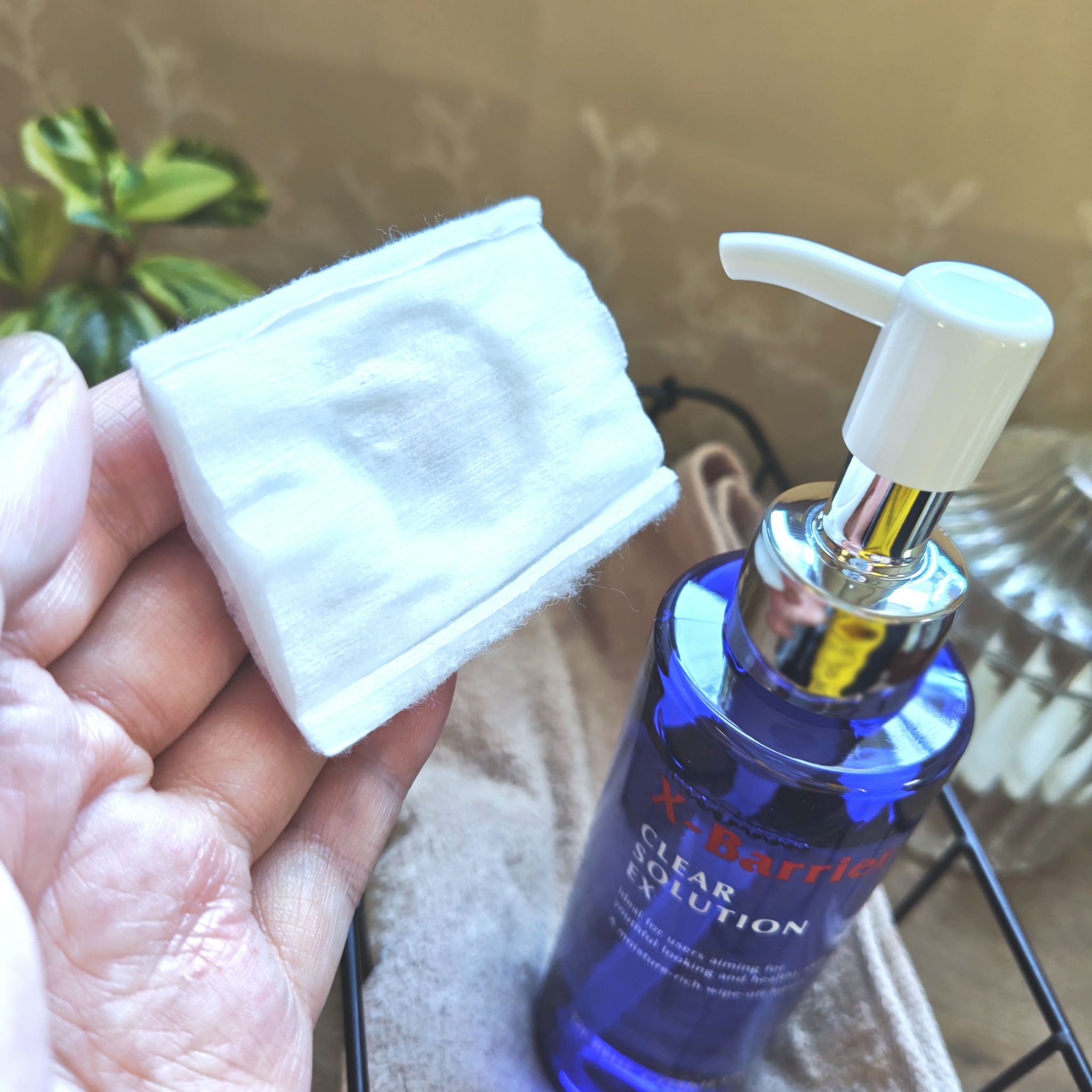 フイルナチュラント　エクスバリア　クリア ソリューション EX/ドクターフィルコスメティクス/拭き取り化粧水を使ったクチコミ（2枚目）