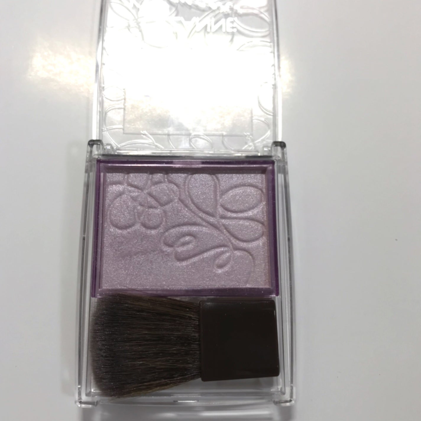 パールグロウニュアンサー/CEZANNE/パウダーハイライトを使ったクチコミ(2枚目)