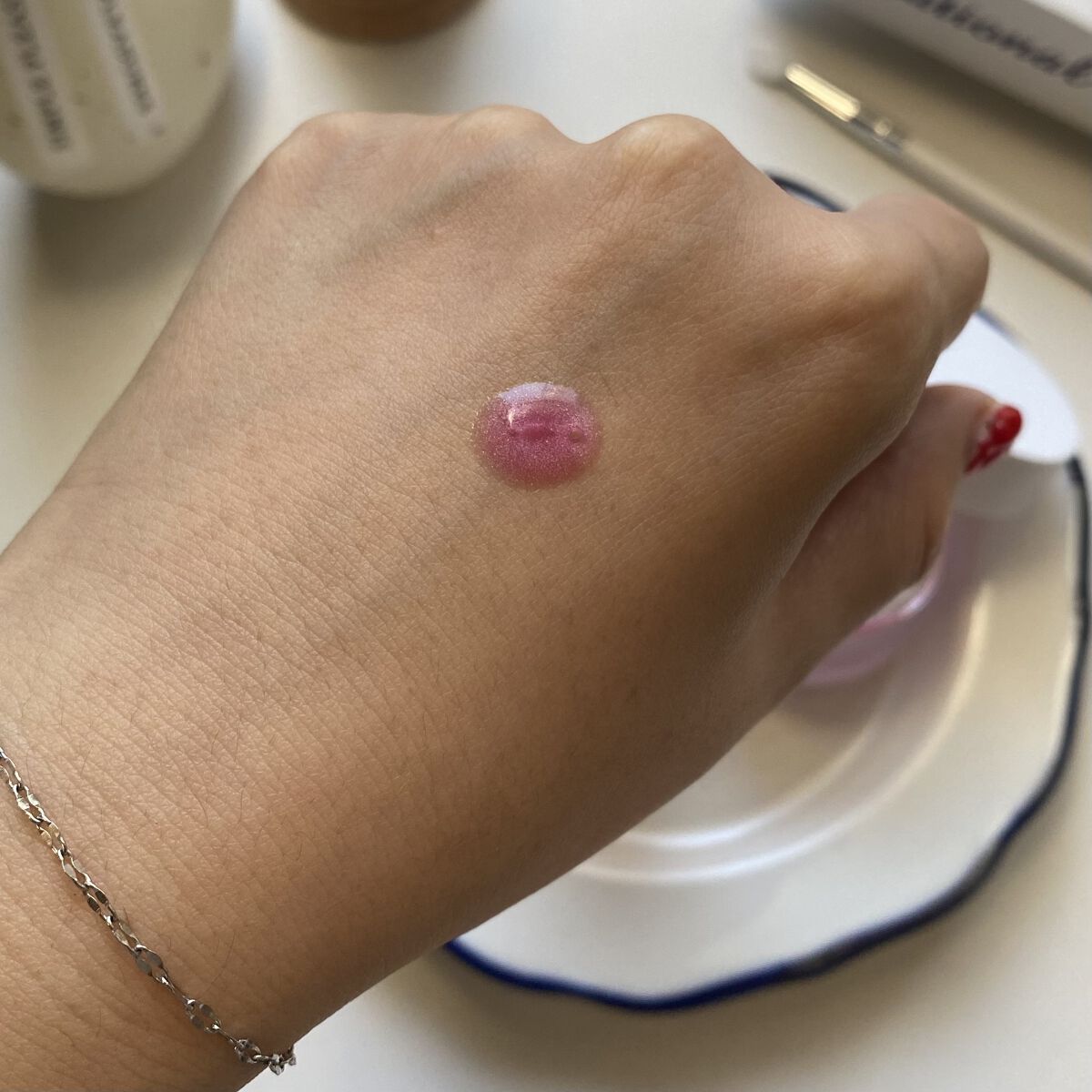 ユニコーン オーロラエッセンスプライマー/SELF BEAUTY/美容液を使ったクチコミ（3枚目）