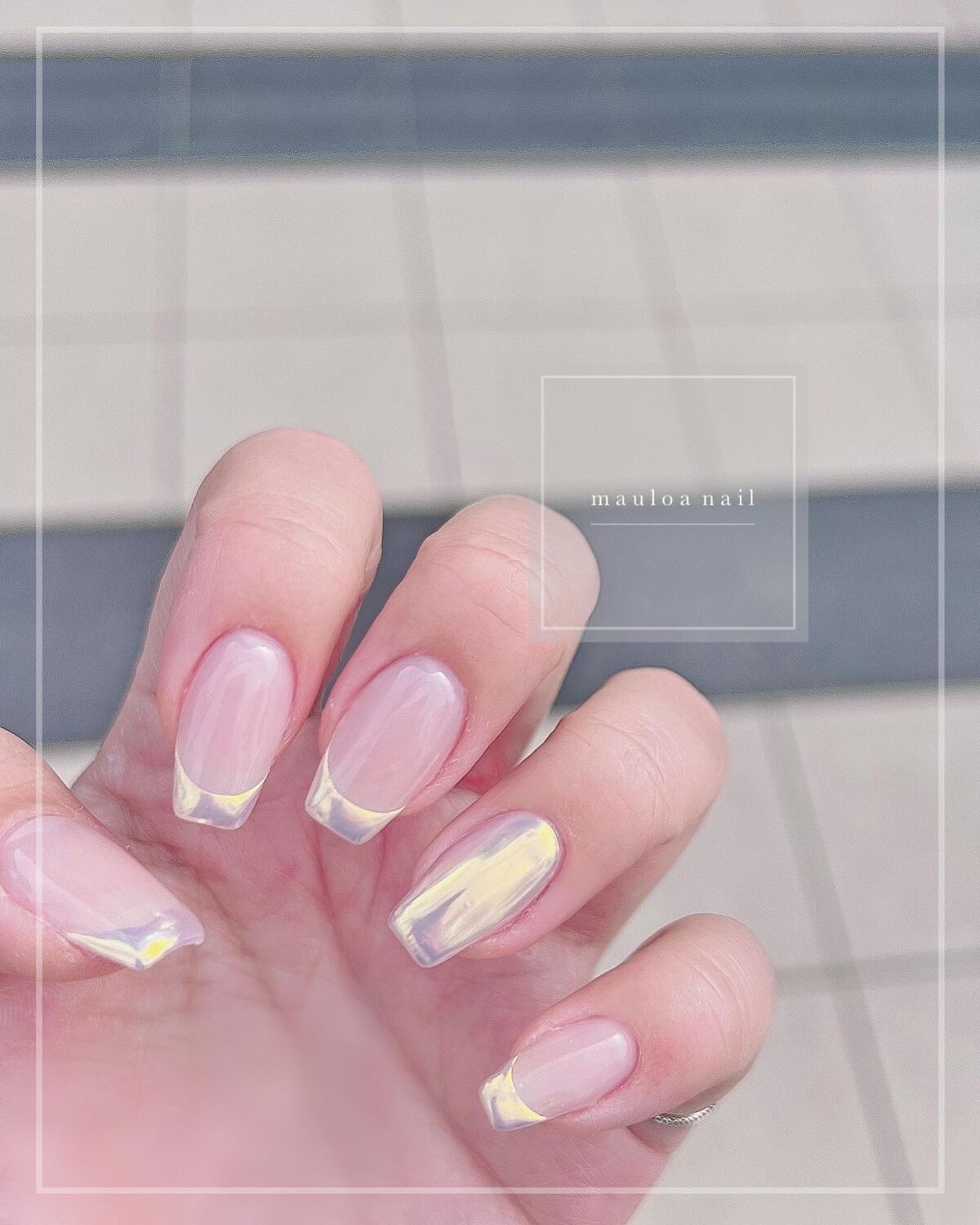 #フレンチネイル,#ネイル,#アートネイル,#グリーンネイル,#ミラーアートネイル,#フレンチネイル,#オーロラフレンチネイル,#ミラーフレンチネイル,#ミラーネイル,#手書きアートネイル,#ミラーアートネイル,#パーツネイル,#グリッターネイル,#オーロラネイル,#春ネイル,#天王寺ネイル,#ネイルやり方ネイルのネイルデザイン