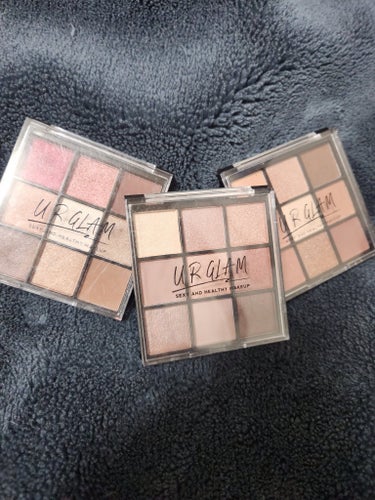 UR GLAM　BLOOMING EYE COLOR PALETTE/U R GLAM/アイシャドウパレットを使ったクチコミ（1枚目）