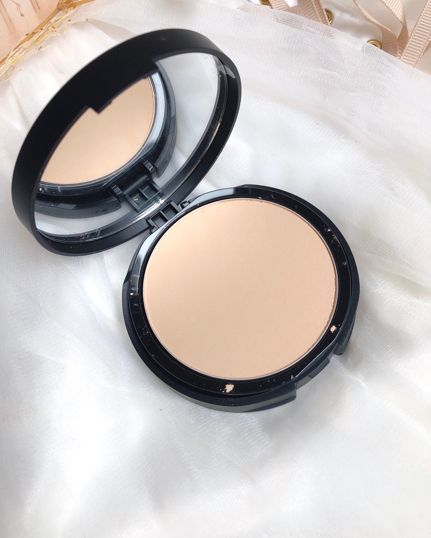 ベアプロ 16HR パウダー ファンデーション フェア 15 ウォーム/bareMinerals/パウダーファンデーションを使ったクチコミ（2枚目）