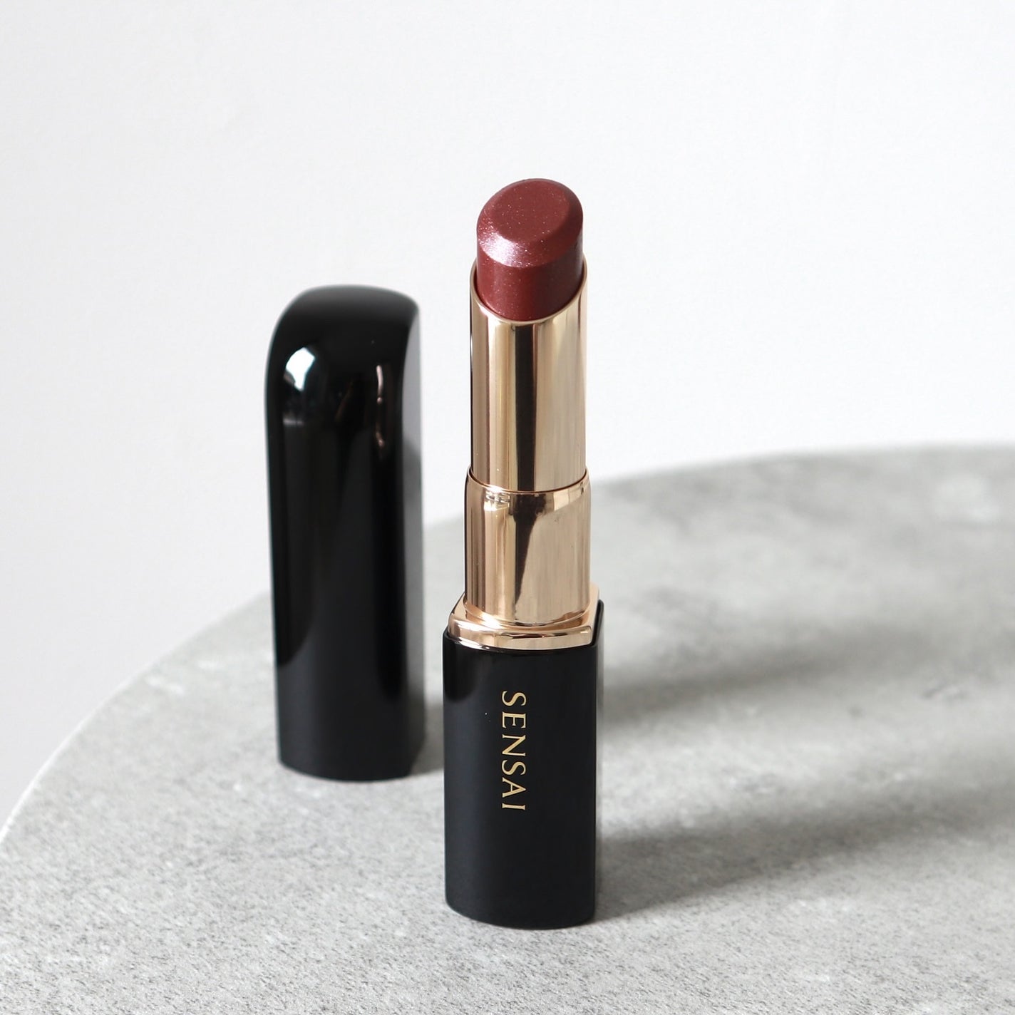 ラスティングプランプリップスティック/SENSAI/口紅を使ったクチコミ(1枚目)