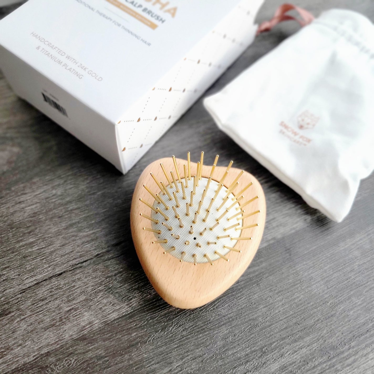 プレミアム FOX カッサ ウッド ミニハート ヘアブラシ/SNOW FOX SKINCARE/ヘアブラシを使ったクチコミ(1枚目)