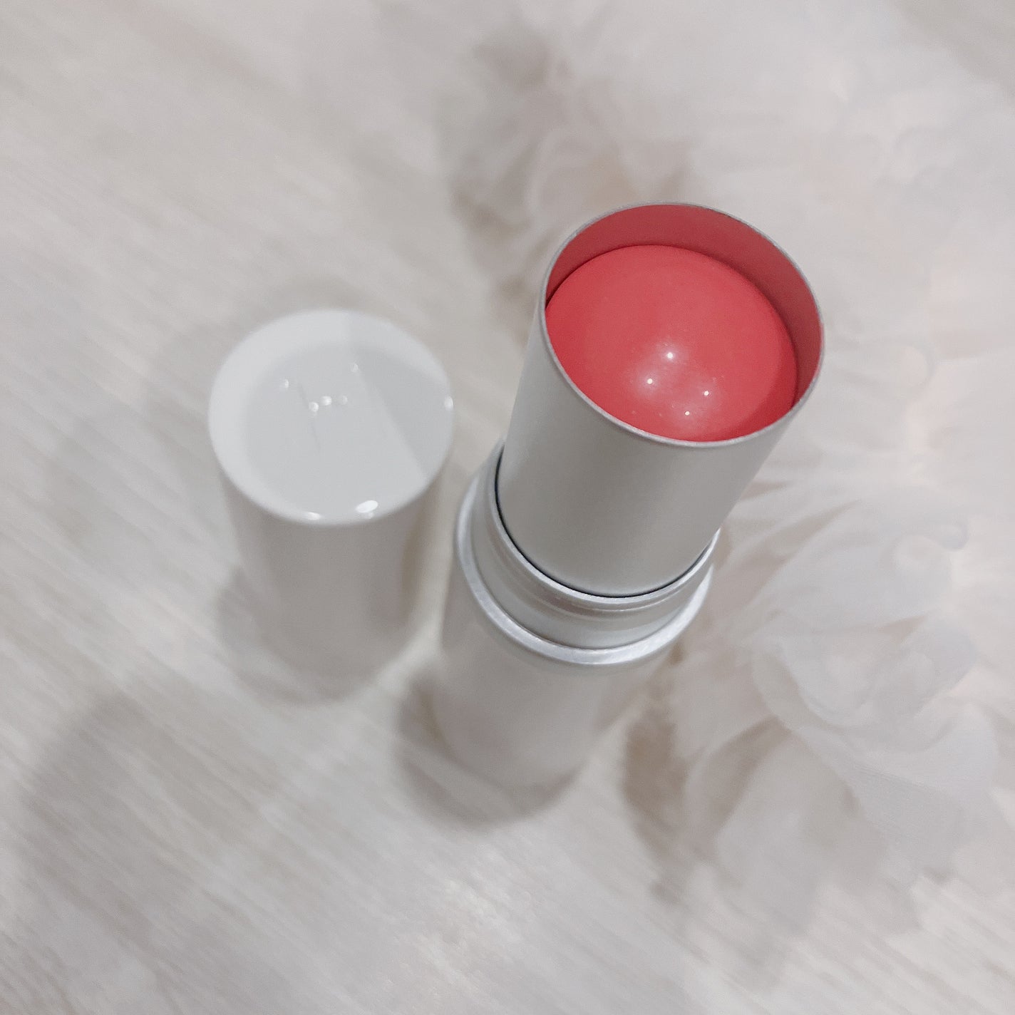 トゥルーディメンションラディアンスバーム/hince/スティックハイライトを使ったクチコミ(1枚目)