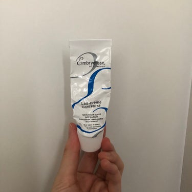 🌸保湿力抜群🌸

アンブリオリス モイスチャークリーム30ml

アンブリオリス使い切りました！
かなりお気に入りでした💕

冬だと乾燥が気になるためたっぷり塗って保湿していました

保湿クリームにもな