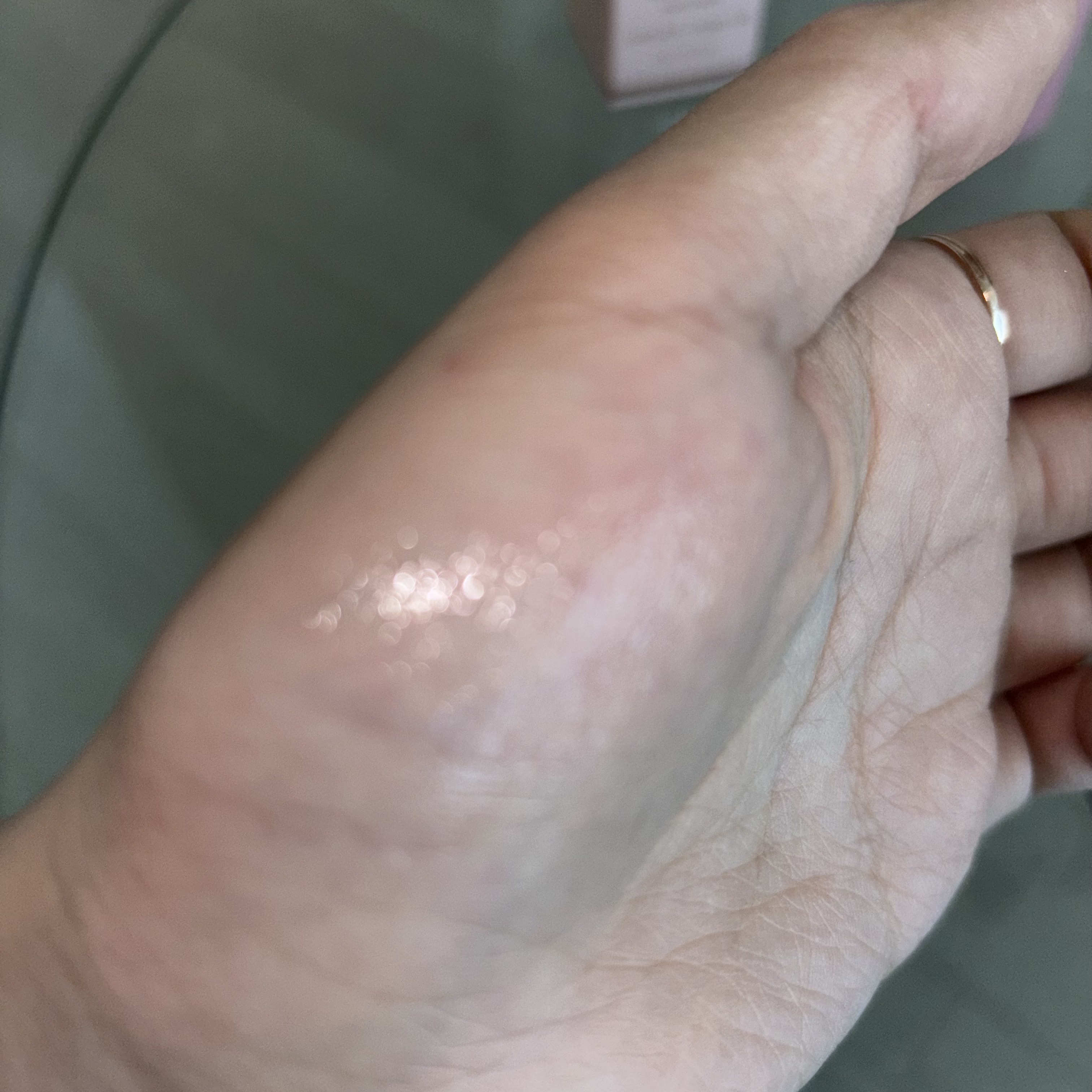 WRバウンス マルチバーム/KAHI/フェイスバームを使ったクチコミ（3枚目）