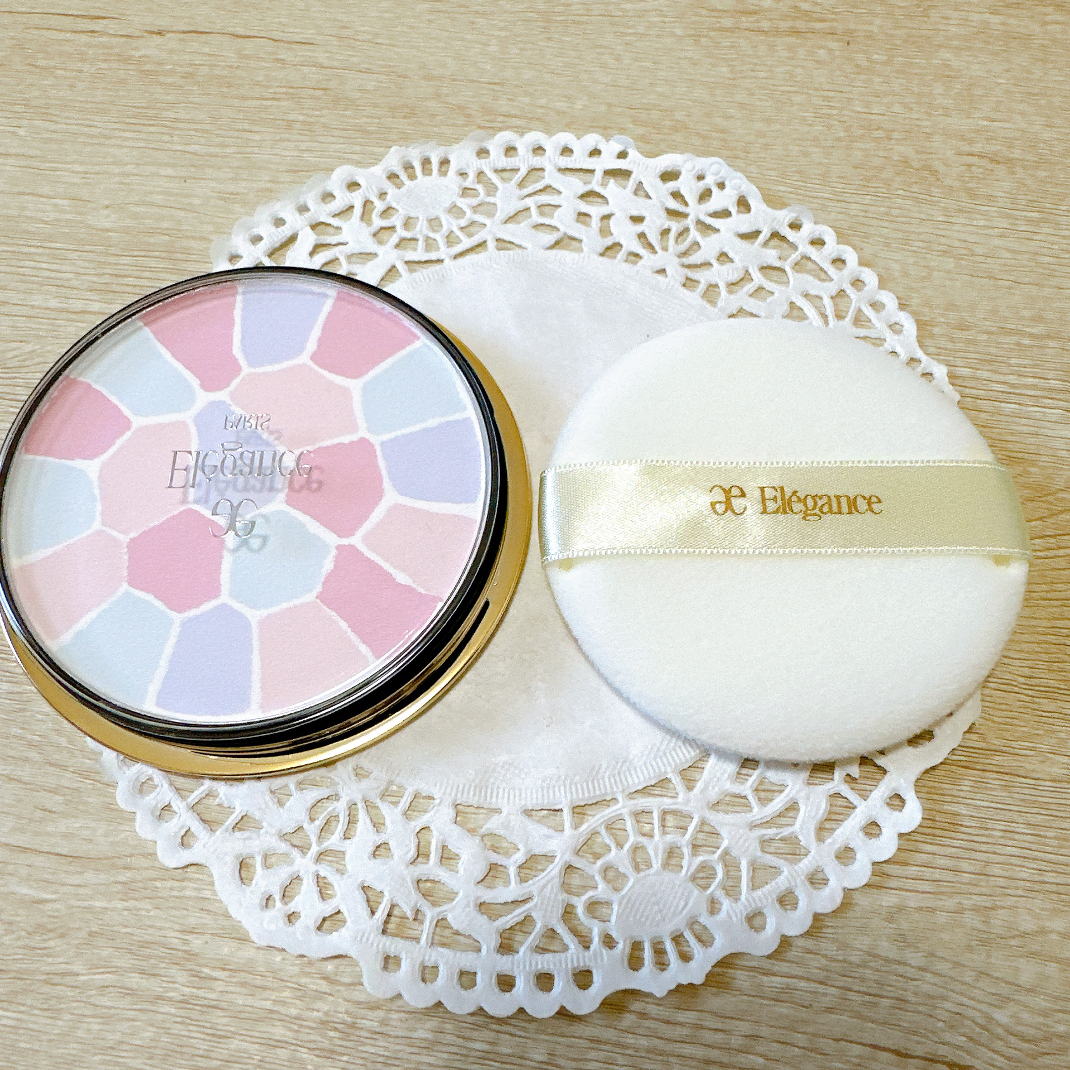 エレガンス ラ プードル オートニュアンス リクスィーズ/Elégance/プレストパウダーを使ったクチコミ（3枚目）