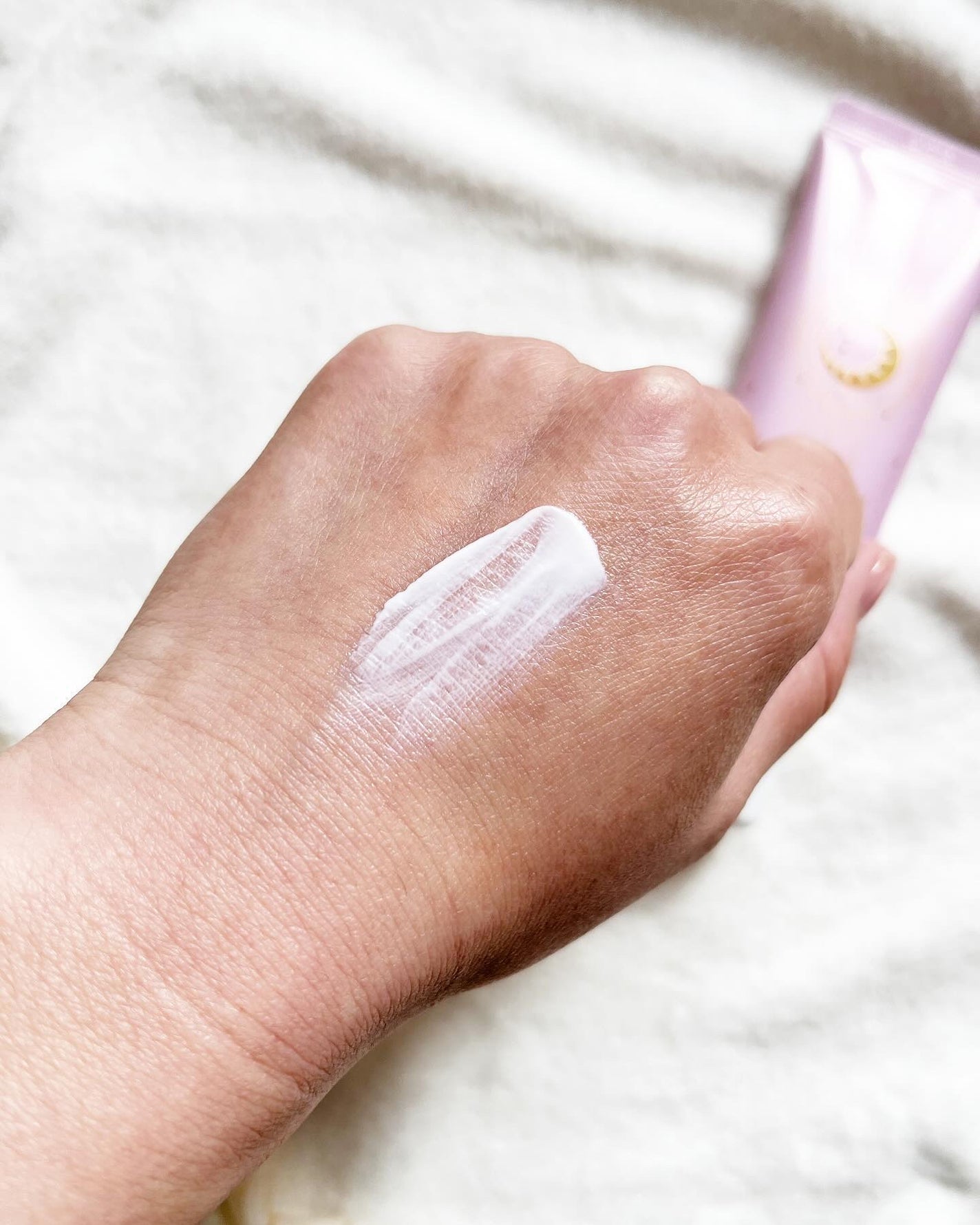 コラーゲンモイスチャーカラーコントロール/illuN/化粧下地を使ったクチコミ(3枚目)