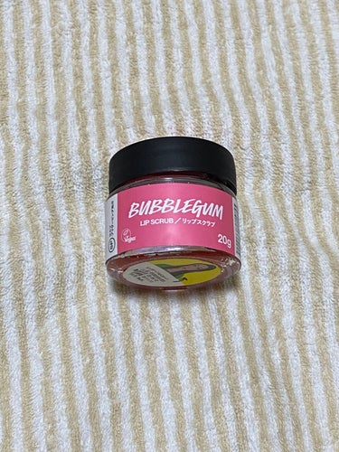 ラッシュ バブルガムフレーバー リップスクラブのクチコミ「#ラッシュ #リップスクラブ #lush 
以前から気になってたラッシュのリップスクラブ
バブ.....」（2枚目）