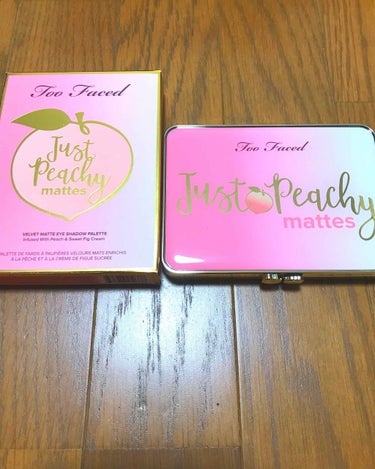 ジャスト ピーチィ ベルベット マット アイシャドウ パレット/Too Faced/パウダーアイシャドウを使ったクチコミ（1枚目）