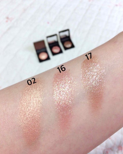 プリズム エアー シャドウ/CLIO/単色アイシャドウを使ったクチコミ(3枚目)