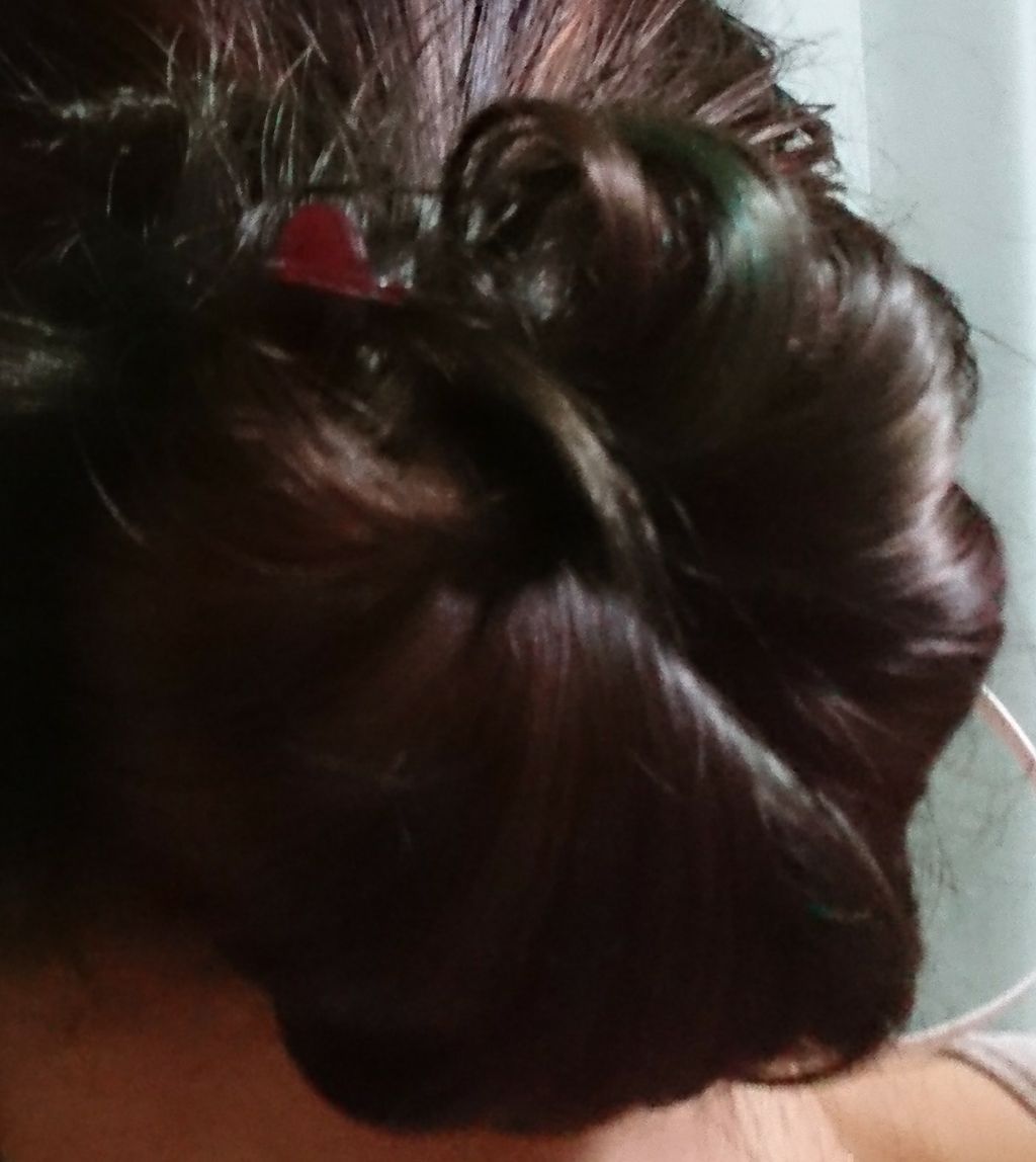 シニヨンメーカー/DAISO/ヘアアクセサリーを使ったクチコミ(4枚目)