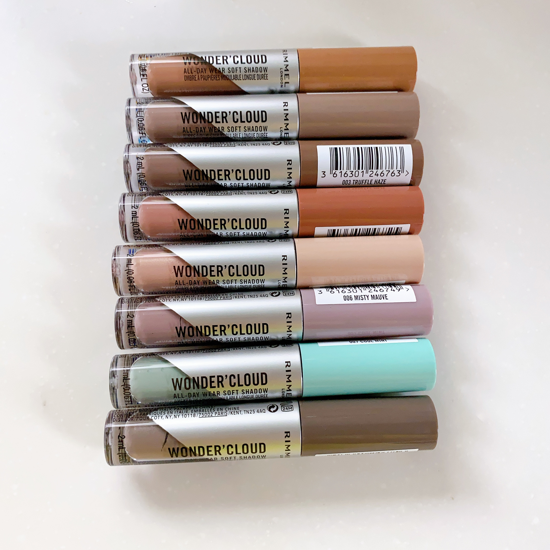 ワンダー　クラウド　リキッドアイシャドウ 004　スパイスペタル/リンメル ロンドン/リキッドアイシャドウを使ったクチコミ（1枚目）