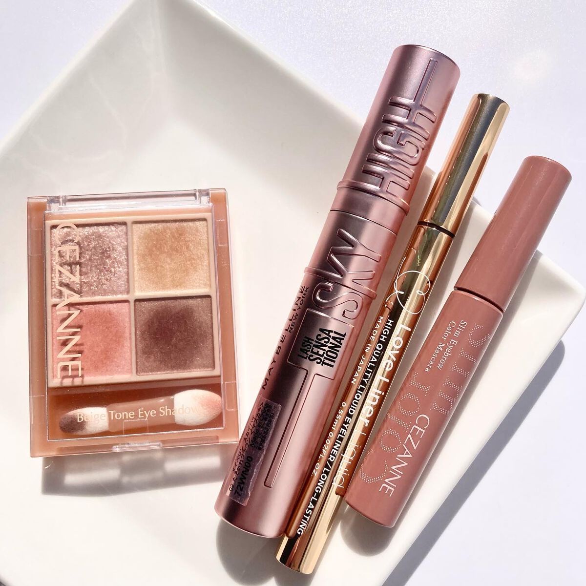 ベージュトーンアイシャドウ/CEZANNE/アイシャドウパレットを使ったクチコミ（2枚目）