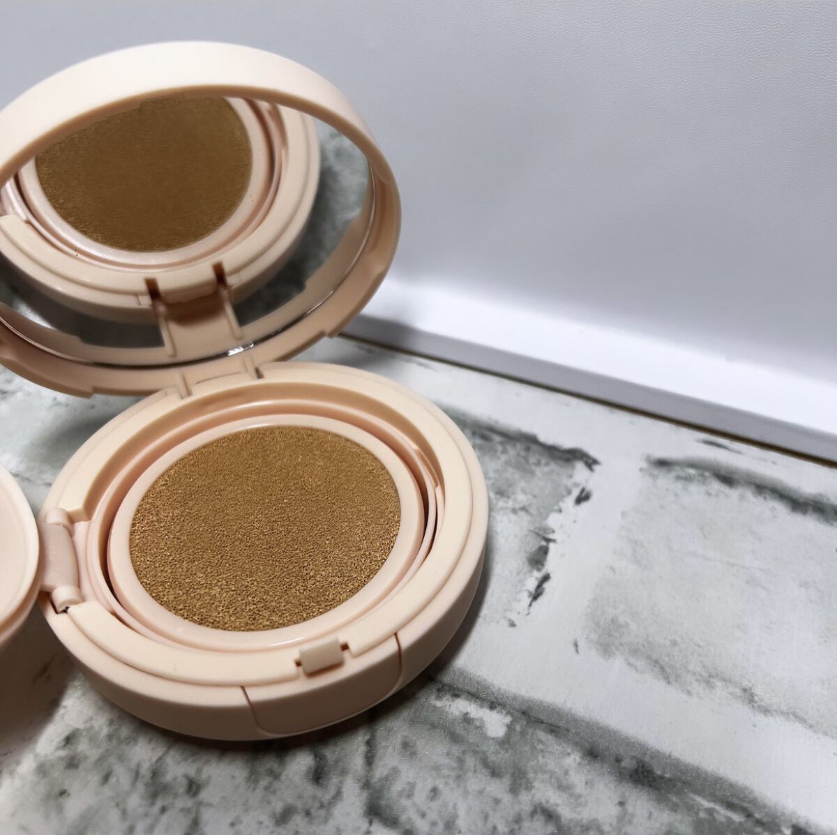 ツヤ クッションファンデーション 01ライト/Kirei&co./クッションファンデーションを使ったクチコミ（2枚目）