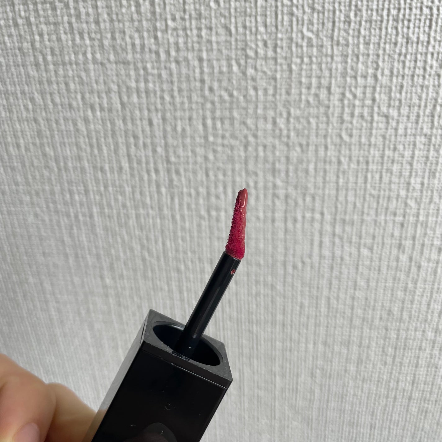 ルージュ ピュールクチュール ヴェルニ ヴィニルクリーム/YVES SAINT LAURENT BEAUTE/口紅を使ったクチコミ(2枚目)