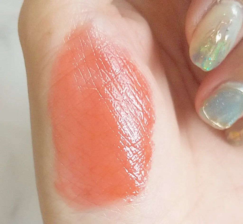 ミネラルティントオイル #01 オーバースパークル/4U2/リップティントを使ったクチコミ（2枚目）