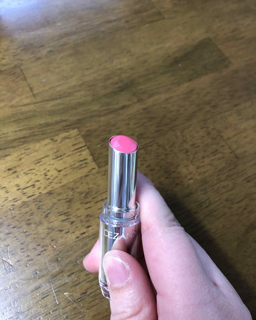 ラスティンググロスリップ/CEZANNE/口紅を使ったクチコミ（2枚目）