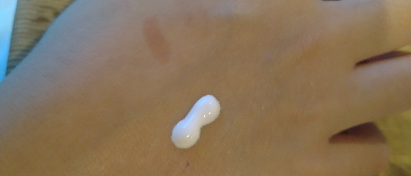 色白研究中! on LIPS 「#夏のお供紹介しますSNSで話題の発症がんの可能性があるスキン..」(7枚目)