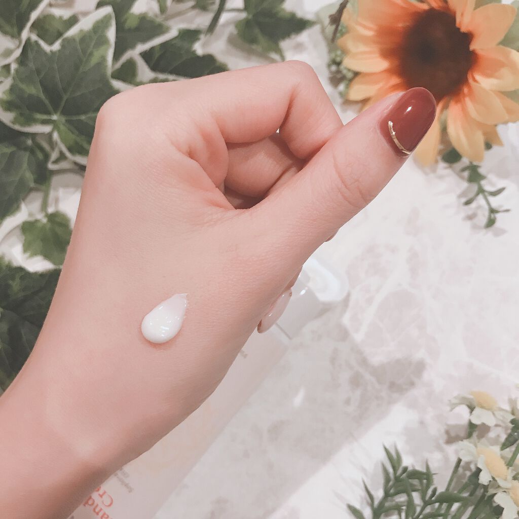 ヒノキハンド・ニークリーム/ヒノキ肌粧品/ハンドクリームを使ったクチコミ（3枚目）