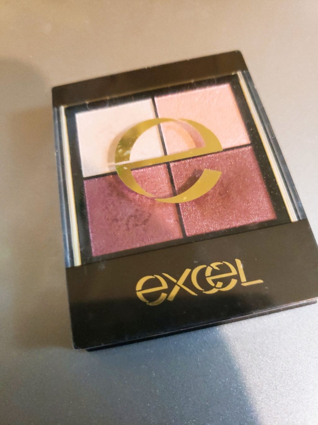 リアルクローズシャドウ/excel/アイシャドウパレットを使ったクチコミ(1枚目)