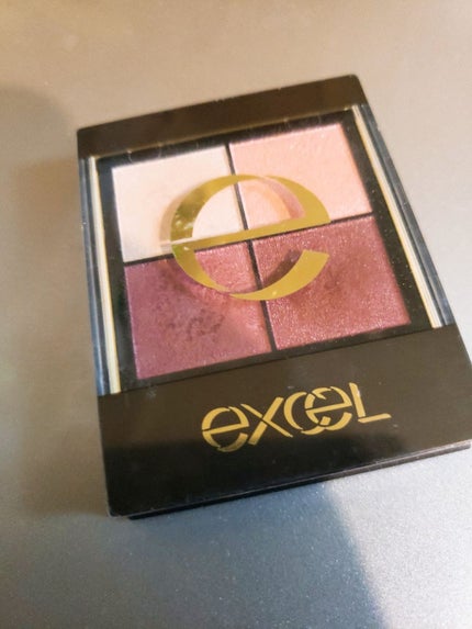 リアルクローズシャドウ/excel/アイシャドウパレットを使ったクチコミ(1枚目)