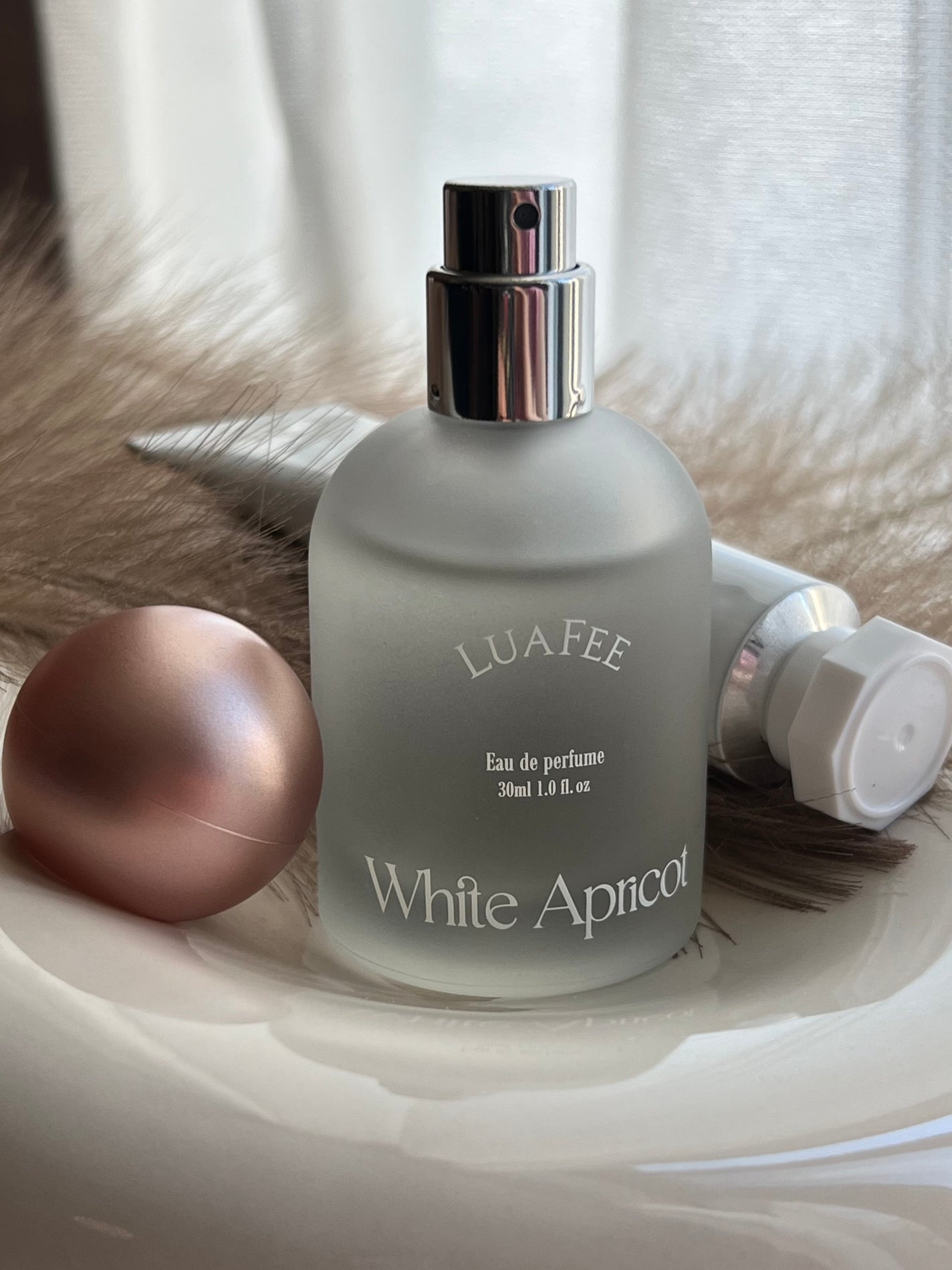 ソリッド パフューム ホワイトアプリコット/LUAFEE/練り香水を使ったクチコミ(2枚目)